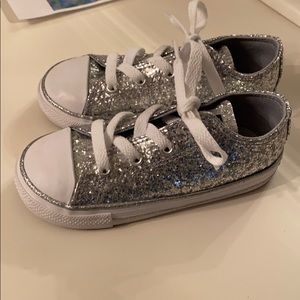 Converse toddler